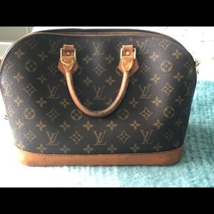 Louis Vuitton Alma